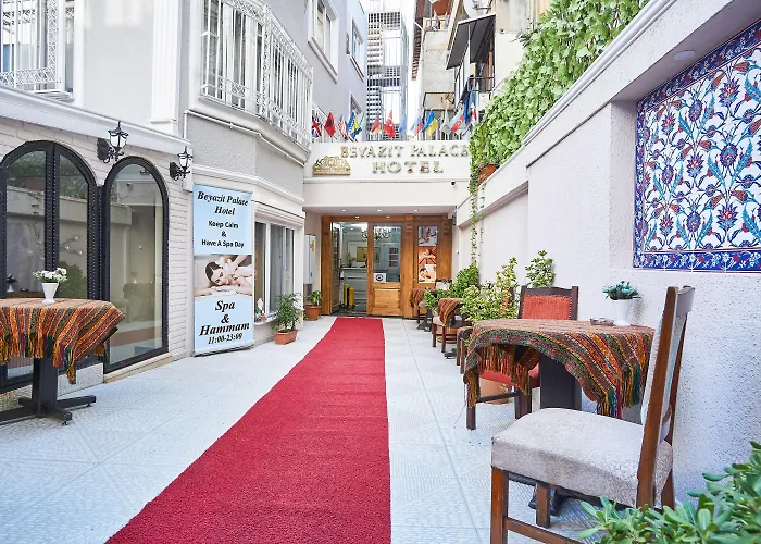 Hotel Beyazit Palace